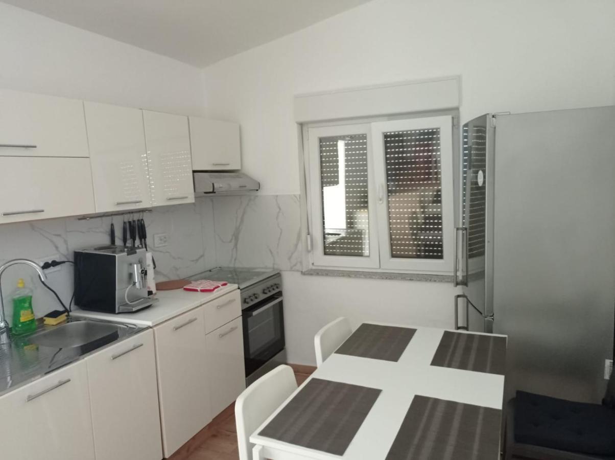 Appartement Ap Jurisic à Bibinje Extérieur photo